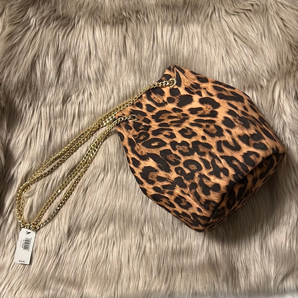Express leopard print chain bag